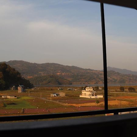 Hotel Young's Stupa Ranipauwa Bagian luar foto