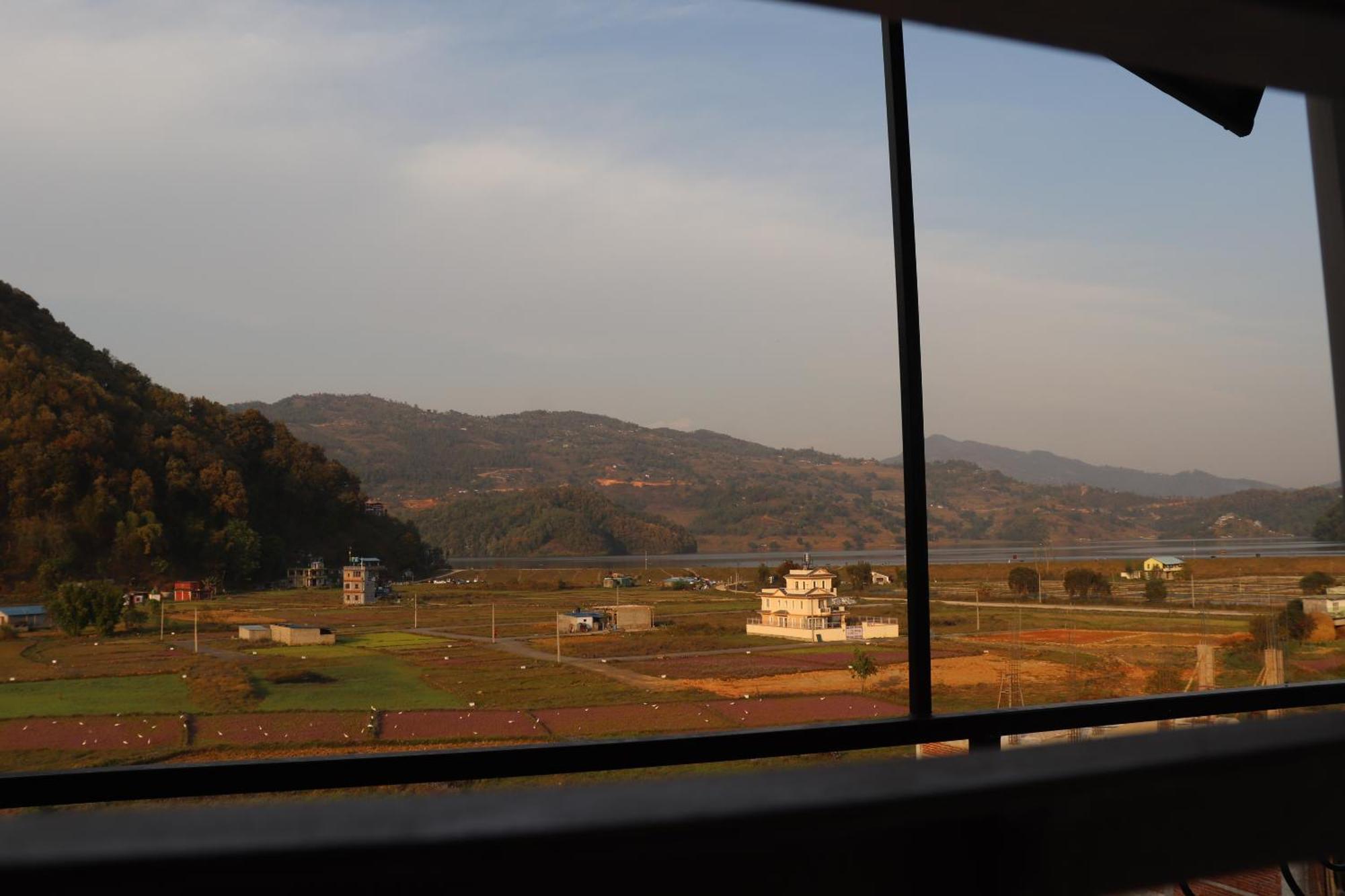 Hotel Young's Stupa Ranipauwa Bagian luar foto