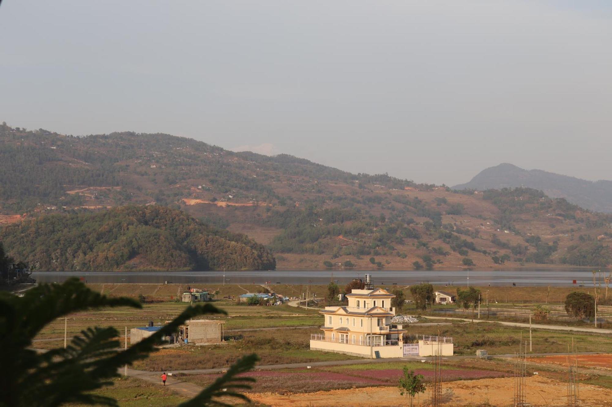 Hotel Young's Stupa Ranipauwa Bagian luar foto