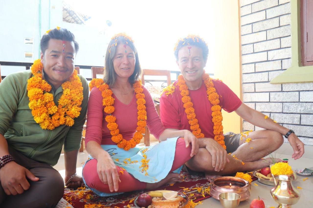 Hotel Young's Stupa Ranipauwa Bagian luar foto